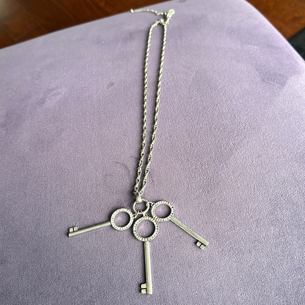 Women’s jewelry